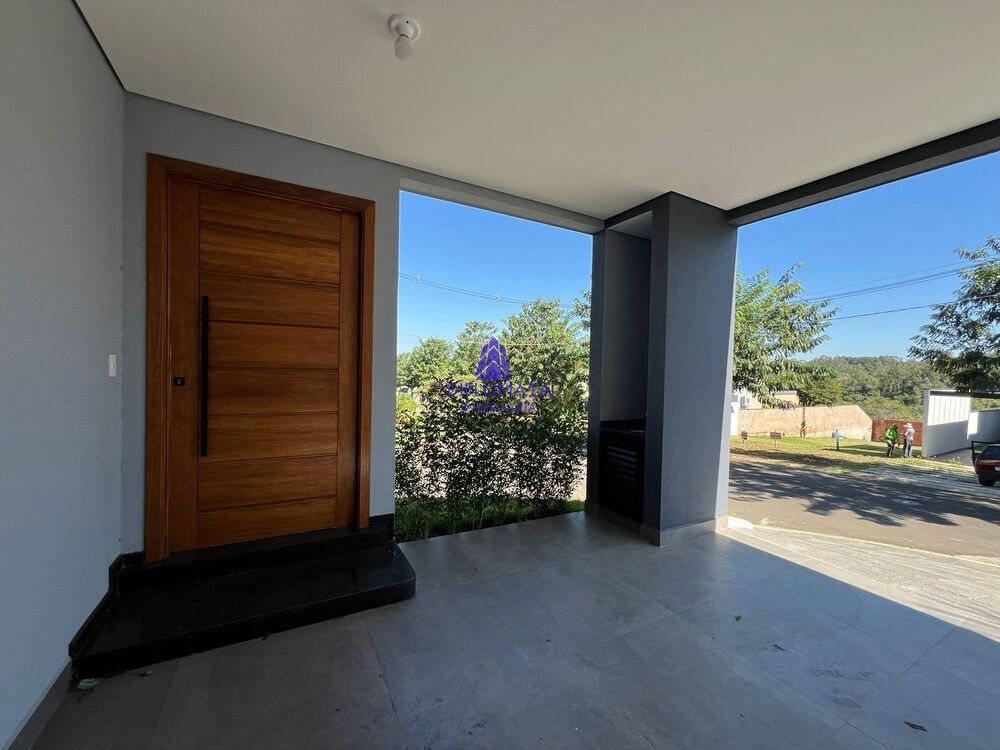 Casa de Condomínio à venda com 3 quartos, 470m² - Foto 1