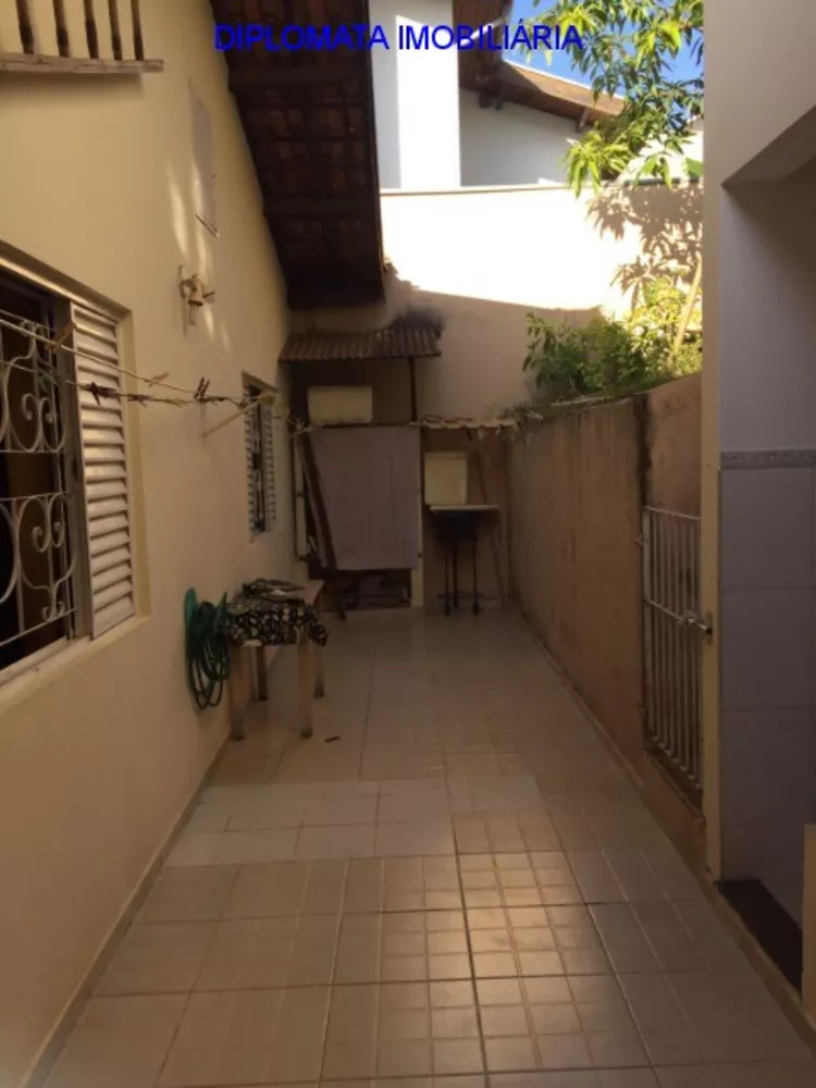 Sobrado à venda com 5 quartos, 300m² - Foto 15