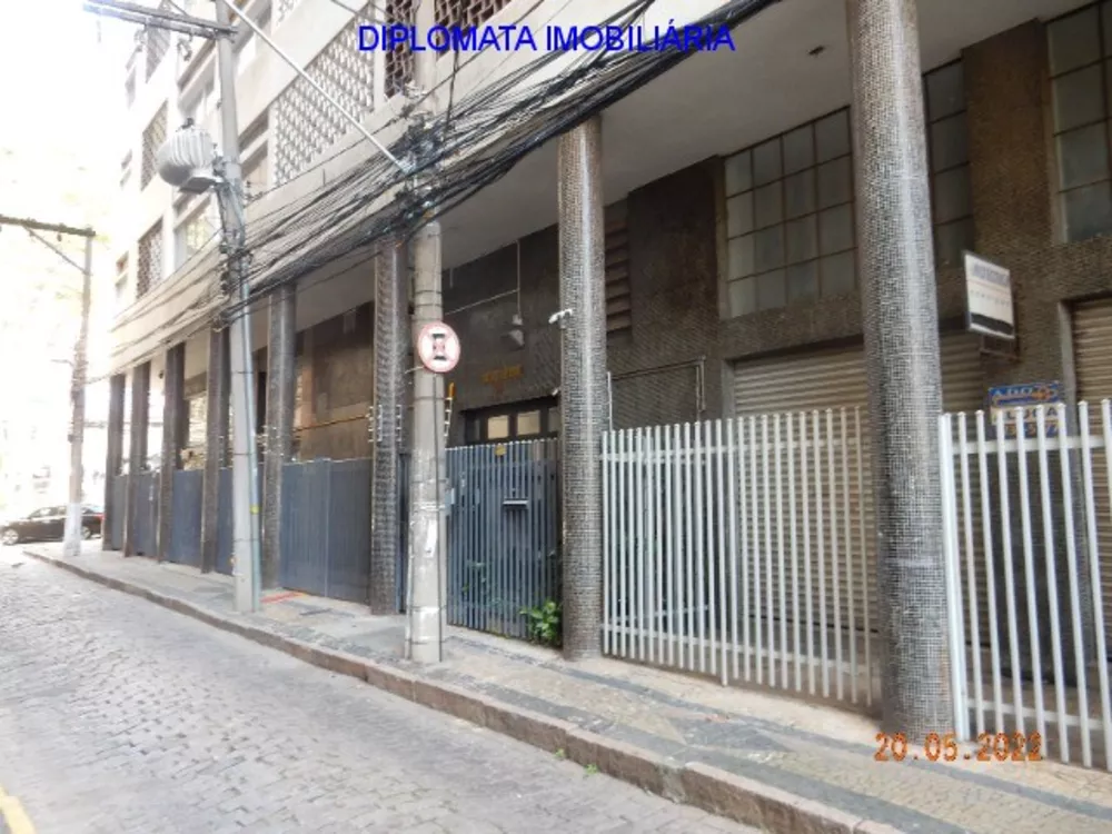 Apartamento à venda com 2 quartos, 80m² - Foto 19