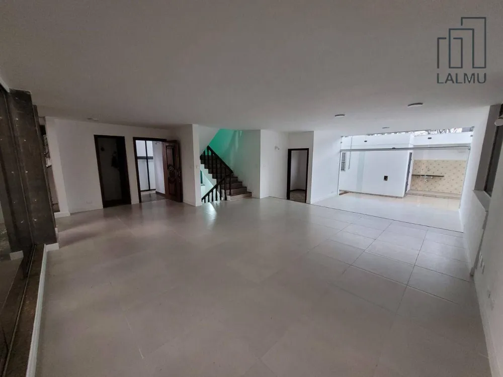 Sobrado, 4 quartos, 330 m² - Foto 3