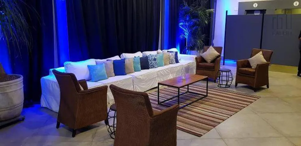 Loja-Salão, 640 m² - Foto 1