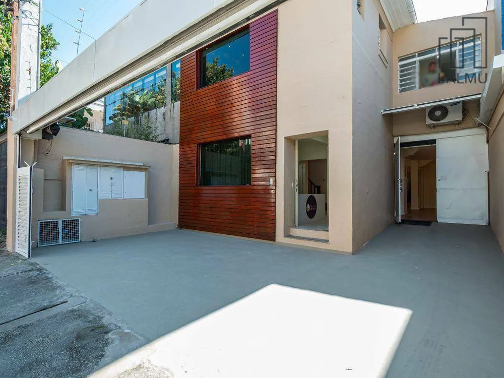 Sobrado, 700 m² - Foto 1