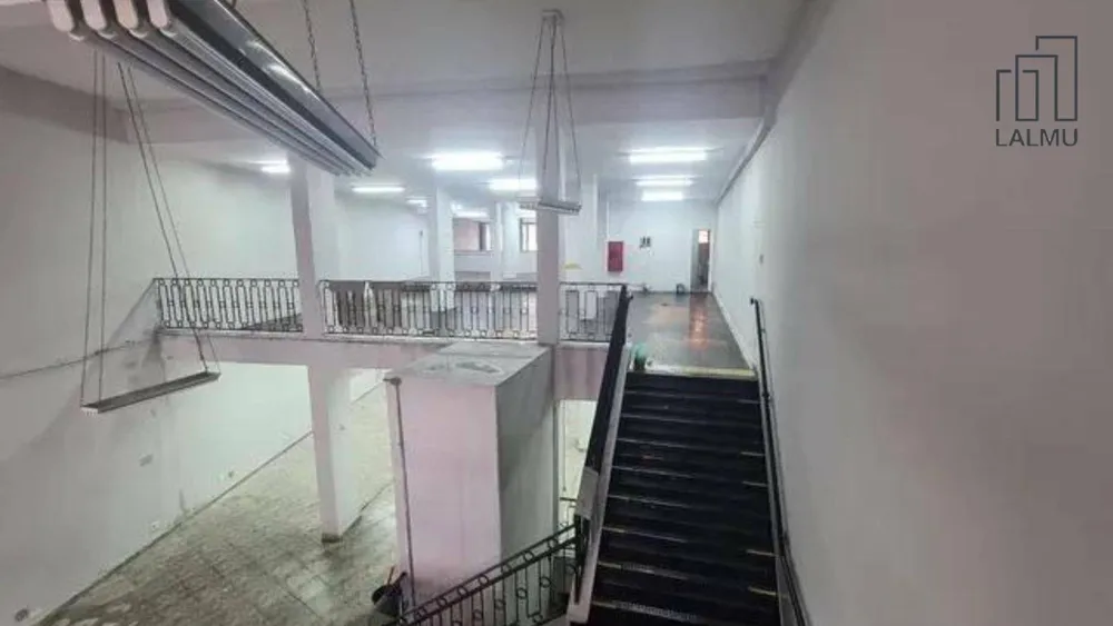 Loja-Salão, 600 m² - Foto 1
