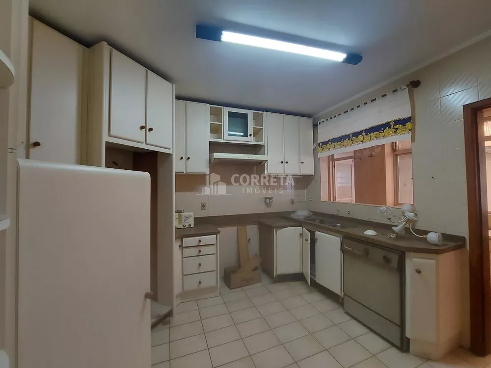 Apartamento, 3 quartos, 207 m² - Foto 3