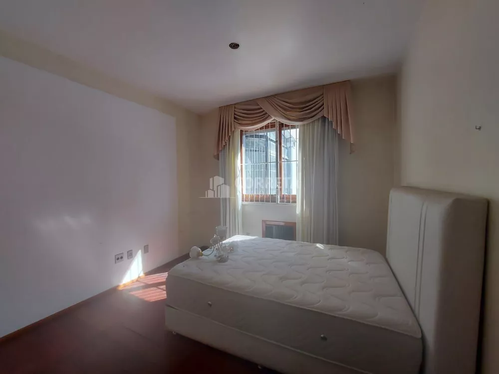 Apartamento, 3 quartos, 207 m² - Foto 1