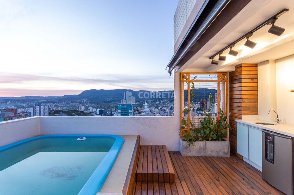 Cobertura, 2 quartos, 225 m² - Foto 1