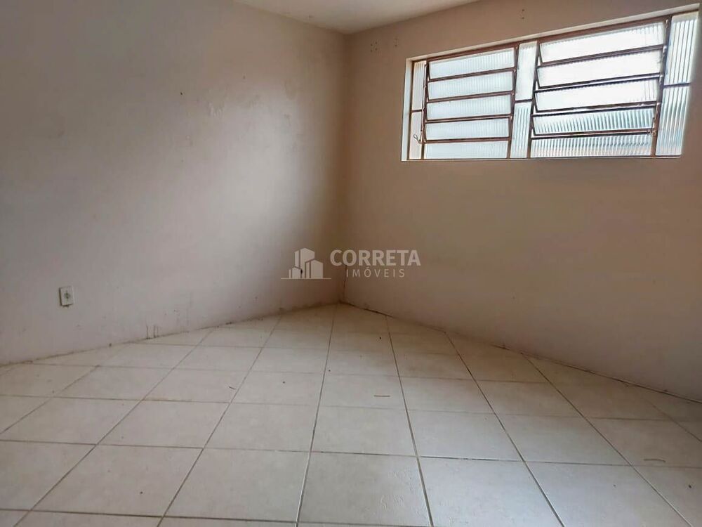 Casa à venda com 3 quartos, 127m² - Foto 2