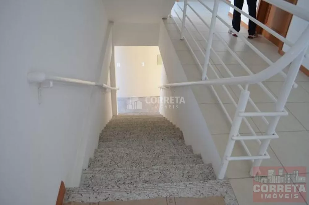 Apartamento à venda com 1 quarto, 43m² - Foto 2