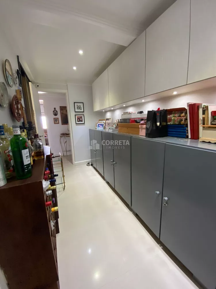 Apartamento à venda com 3 quartos, 240m² - Foto 22