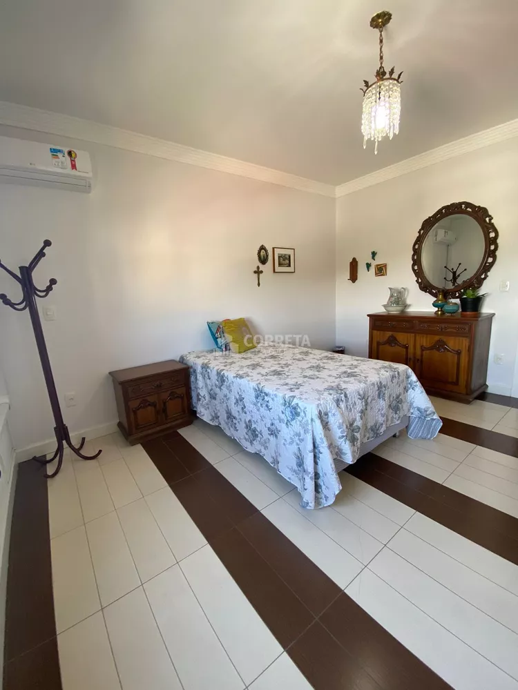 Apartamento à venda com 3 quartos, 240m² - Foto 12