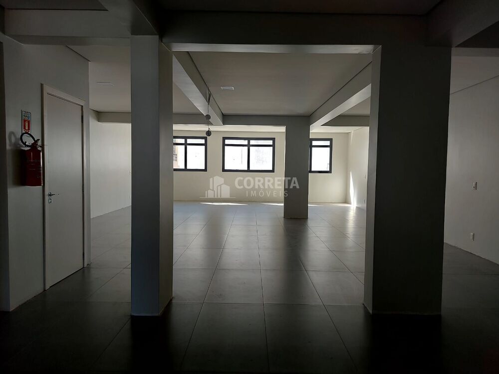 Conjunto Comercial-Sala para alugar com 1 quarto, 135m² - Foto 3