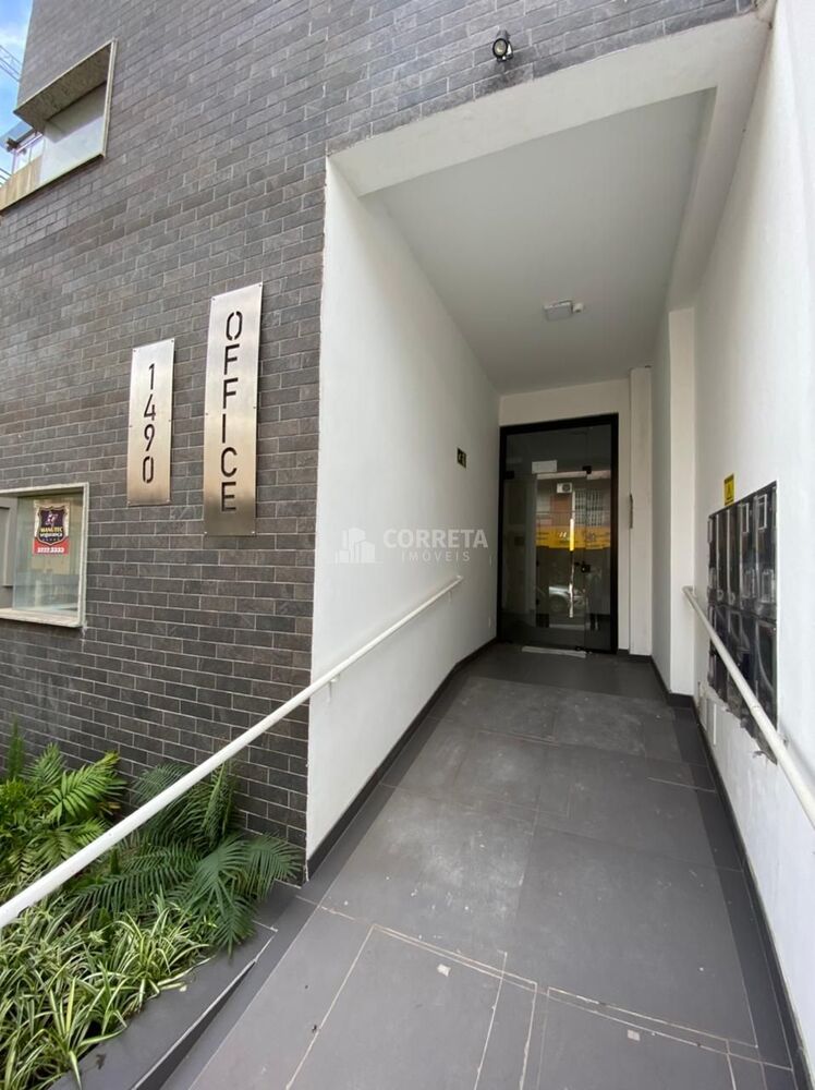 Conjunto Comercial-Sala para alugar com 1 quarto, 135m² - Foto 1