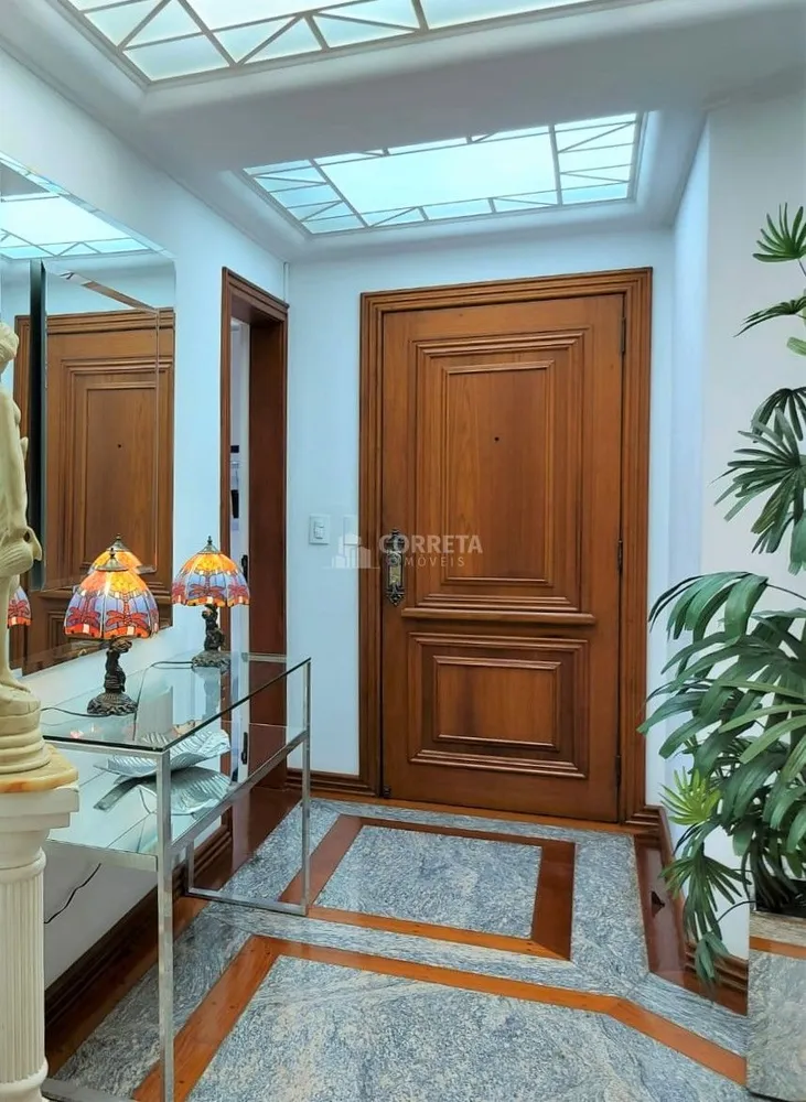 Apartamento, 3 quartos, 190 m² - Foto 2