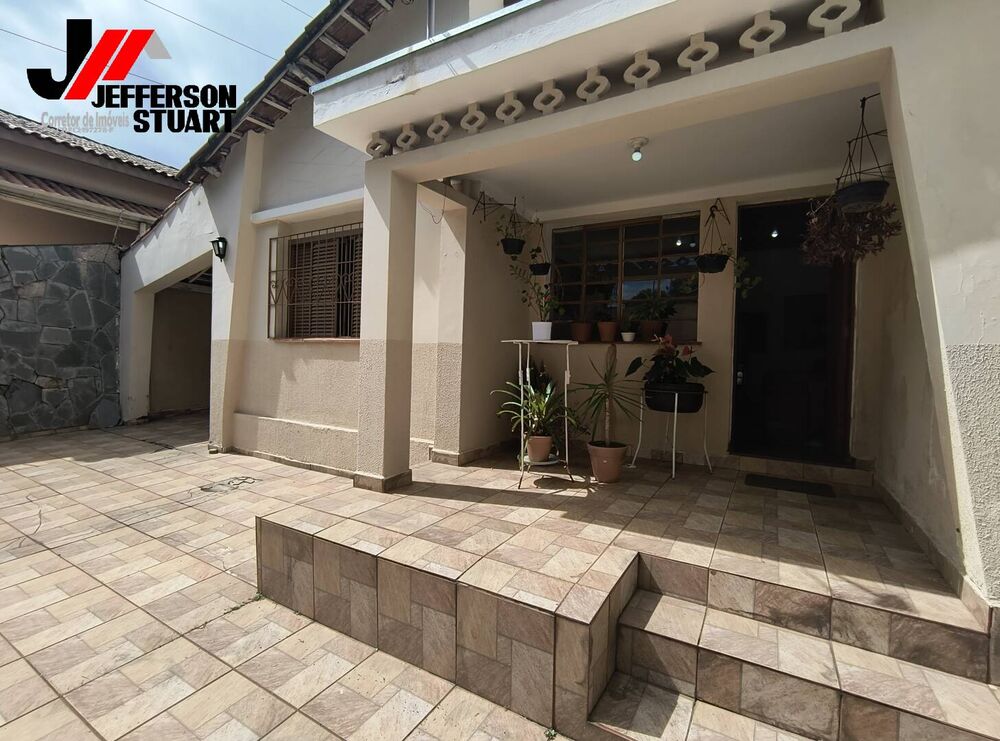 Casa à venda com 2 quartos, 160m² - Foto 2
