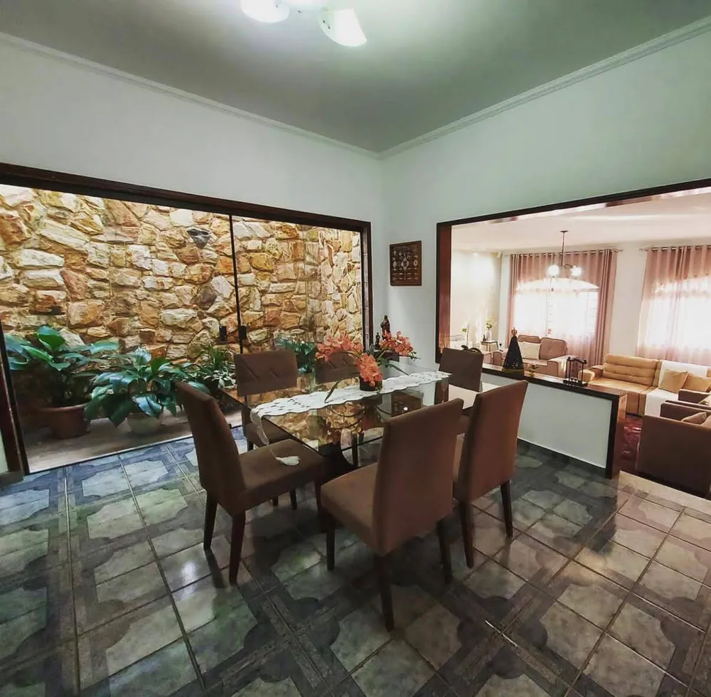 Casa, 3 quartos, 300 m² - Foto 6
