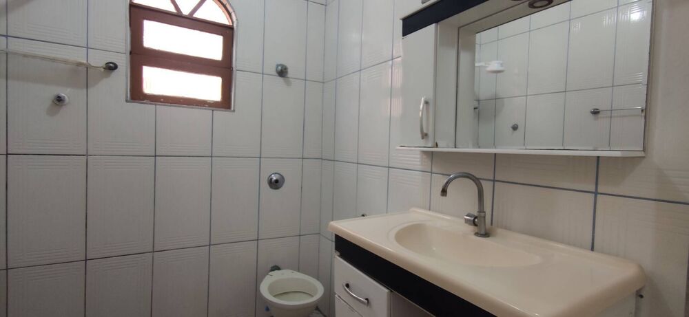 Casa à venda com 2 quartos, 73m² - Foto 9