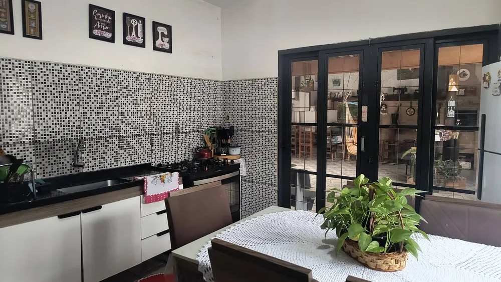 Casa, 3 quartos, 210 m² - Foto 4