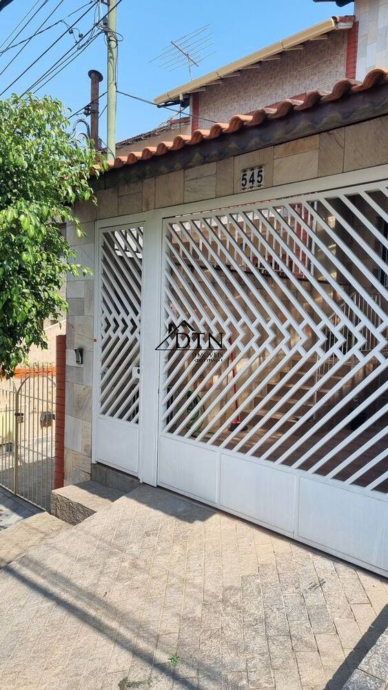 Sobrado à venda com 2 quartos, 150m² - Foto 1