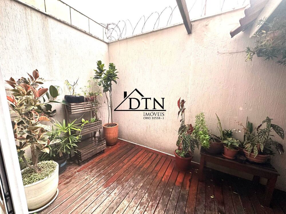 Casa à venda com 3 quartos, 160m² - Foto 7
