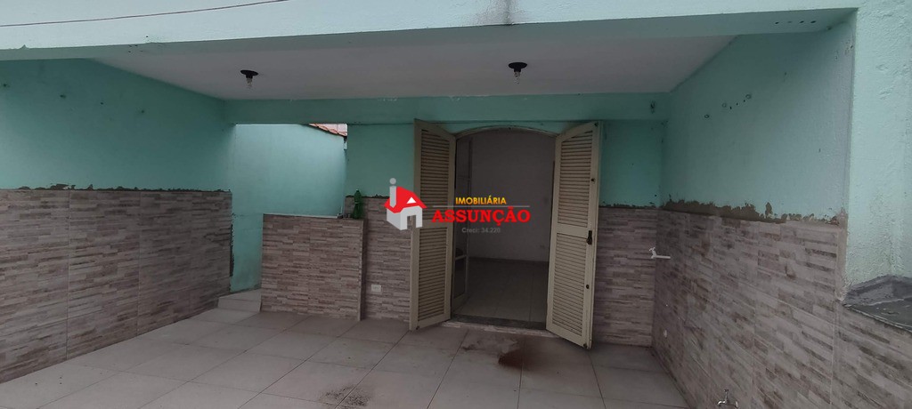 Casa para alugar com 2 quartos, 135m² - Foto 15