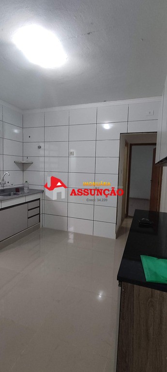 Casa para alugar com 2 quartos, 135m² - Foto 34