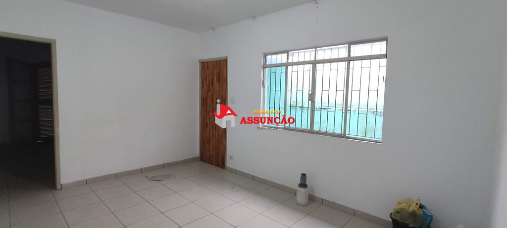 Casa para alugar com 2 quartos, 135m² - Foto 32