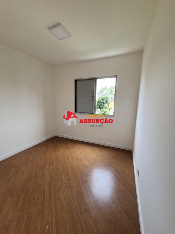 Apartamento à venda com 2 quartos, 60m² - Foto 4