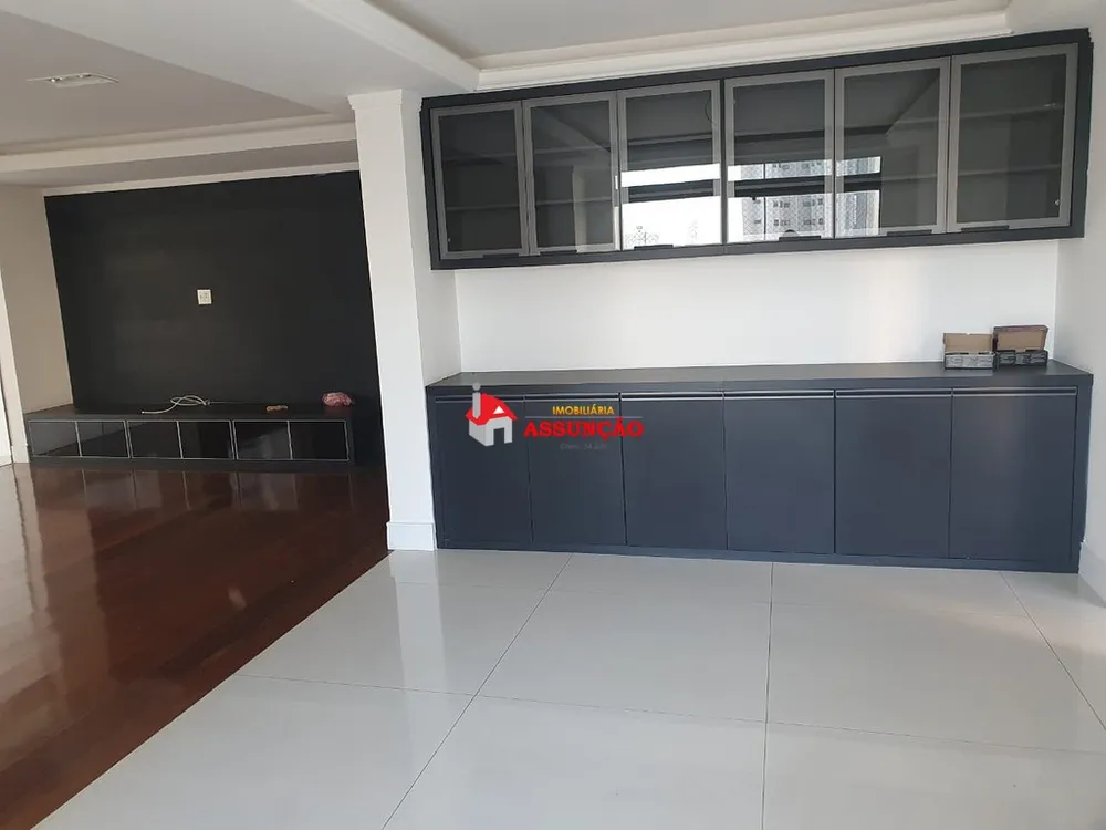 Apartamento, 5 quartos, 228 m² - Foto 1