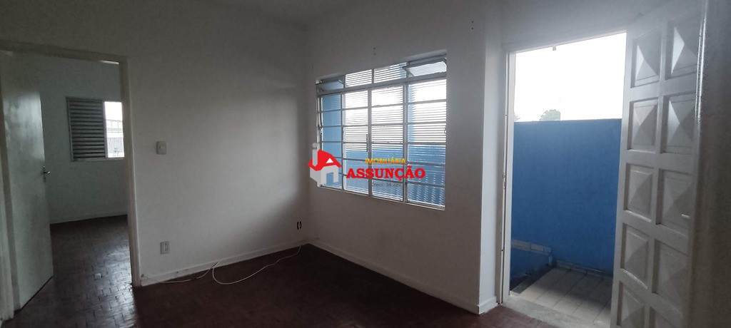 Casa para alugar com 2 quartos, 60m² - Foto 10