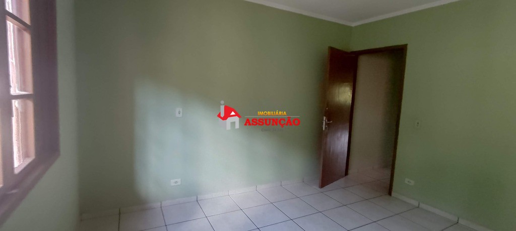 Casa para alugar com 2 quartos, 150m² - Foto 12