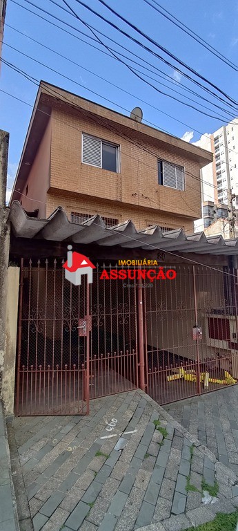 Casa para alugar com 2 quartos, 150m² - Foto 1