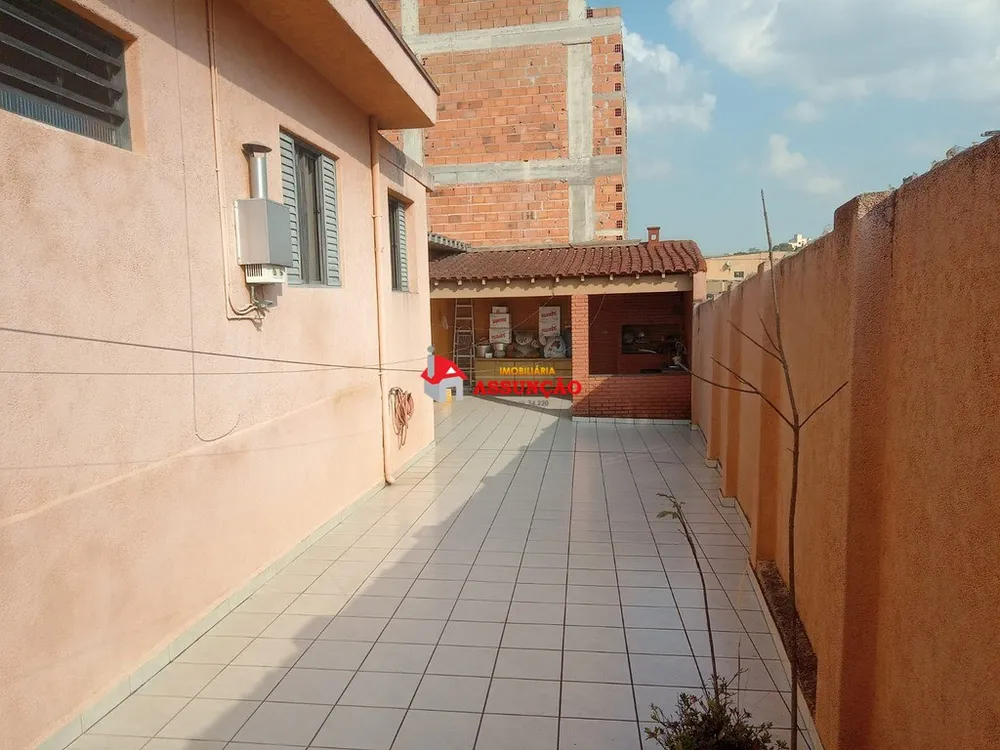 Casa, 3 quartos, 152 m² - Foto 2
