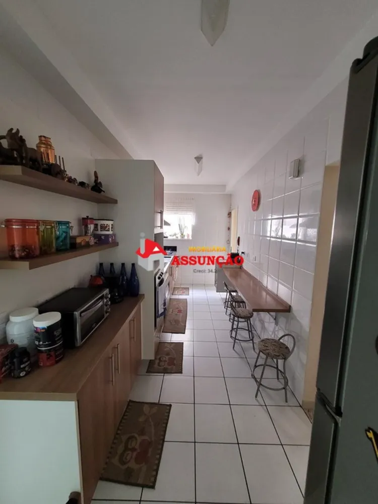 Apartamento, 3 quartos, 107 m² - Foto 1