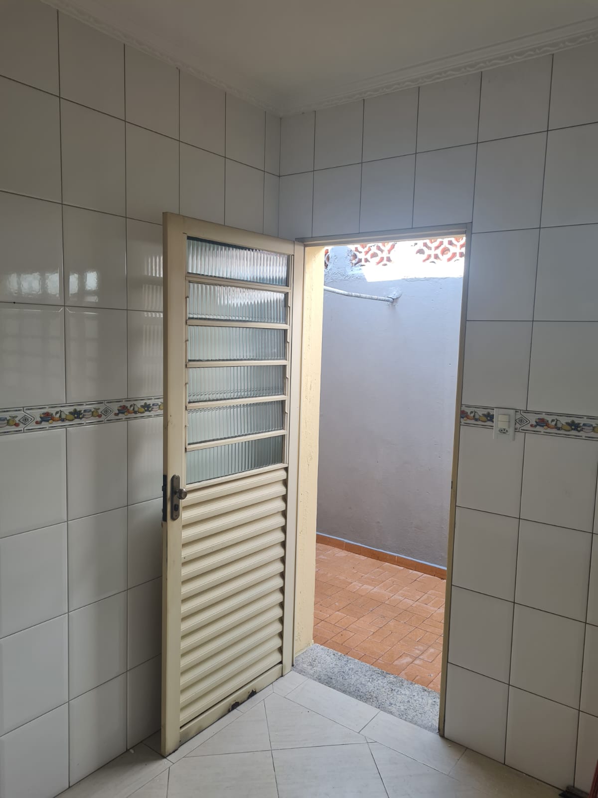 Casa à venda com 2 quartos, 100m² - Foto 16