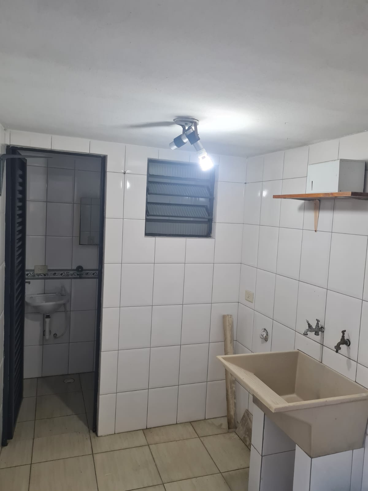 Casa à venda com 2 quartos, 100m² - Foto 17