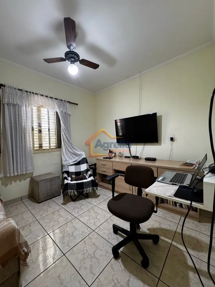 Casa, 3 quartos, 190 m² - Foto 4