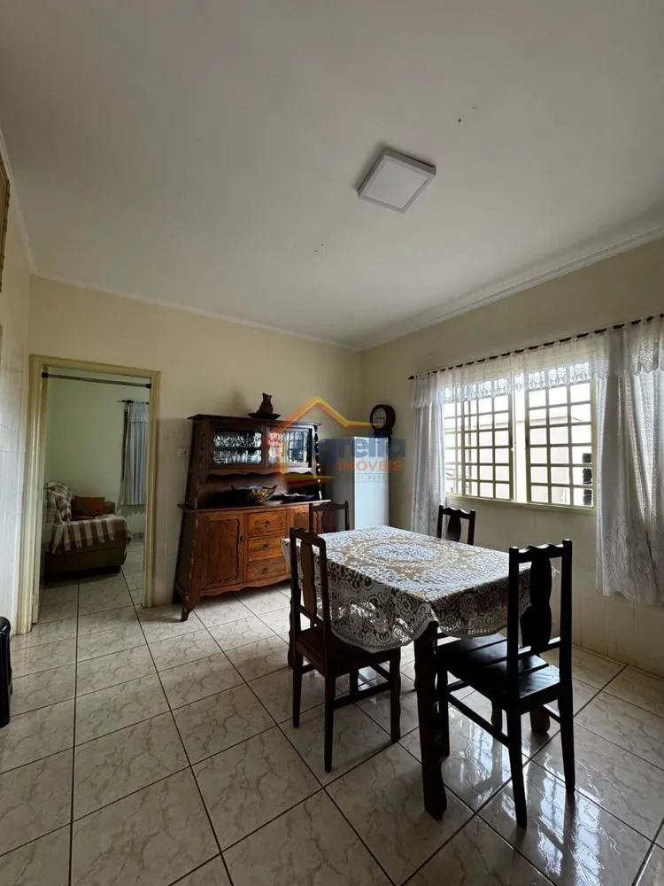 Casa, 3 quartos, 190 m² - Foto 3