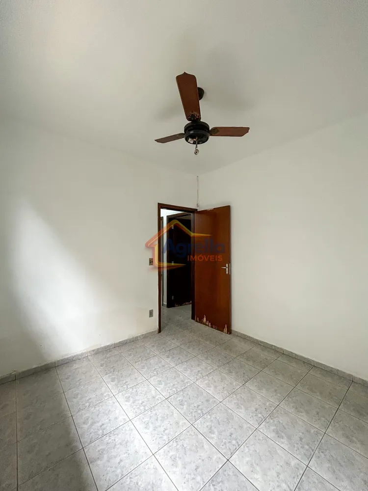 Casa, 3 quartos, 245 m² - Foto 6