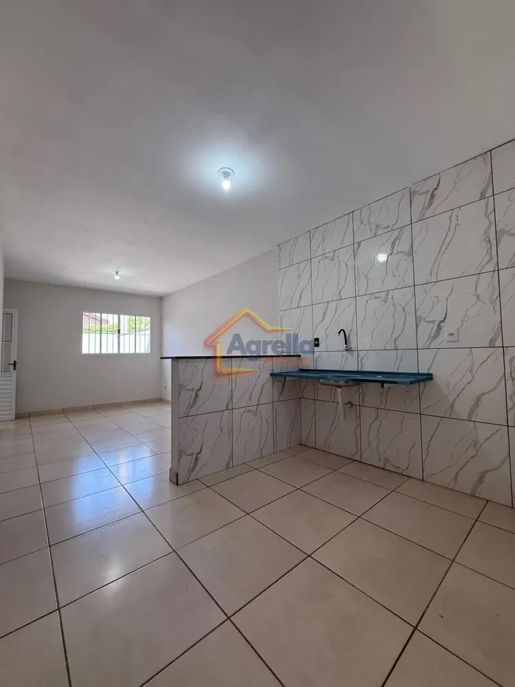 Casa, 2 quartos, 125 m² - Foto 1