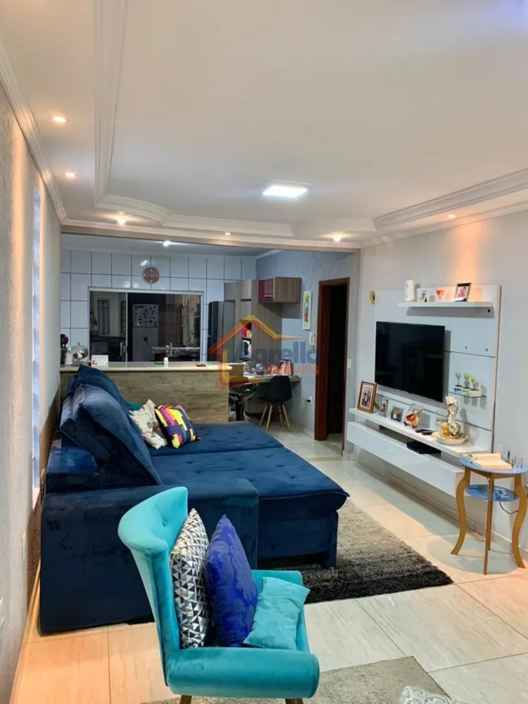 Casa, 3 quartos, 175 m² - Foto 1