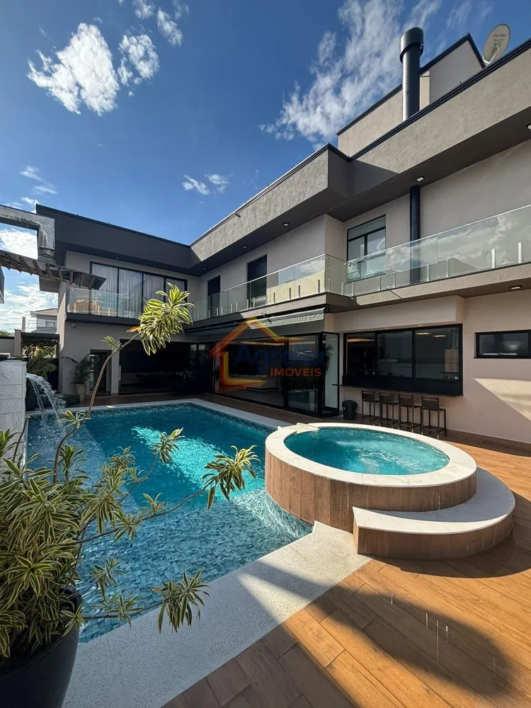 Casa, 3 quartos, 690 m² - Foto 1