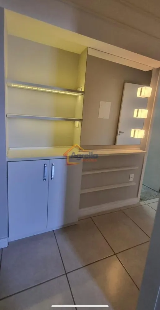Apartamento, 3 quartos, 106 m² - Foto 2