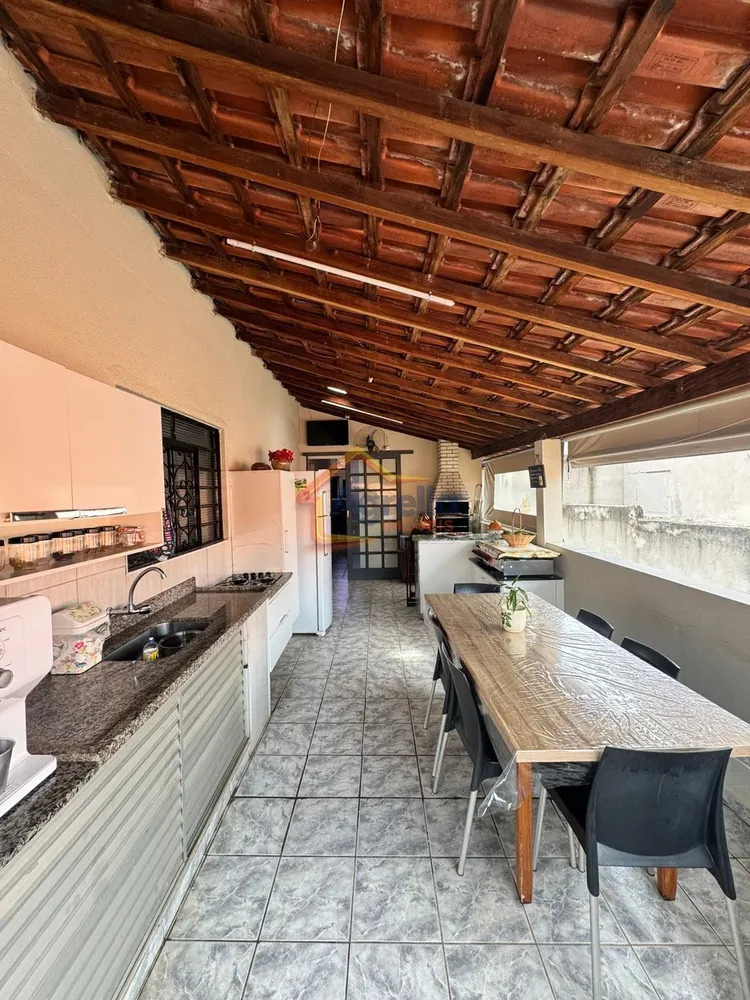 Casa, 3 quartos, 280 m² - Foto 4