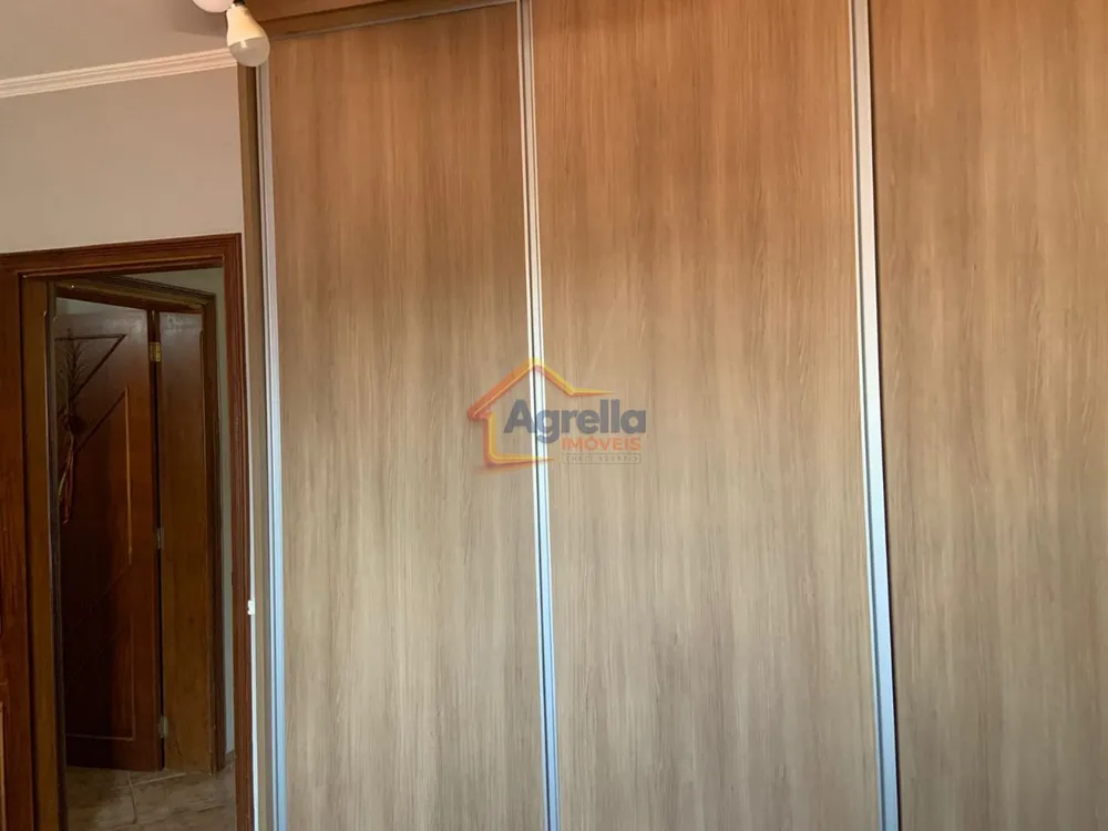 Casa, 3 quartos, 200 m² - Foto 1