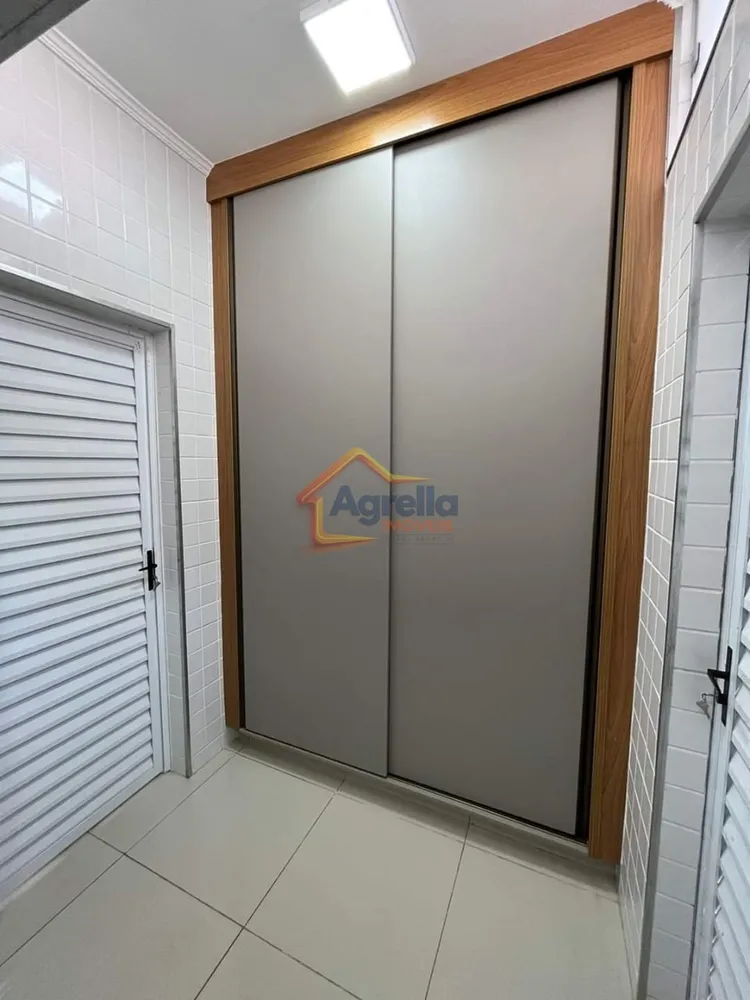 Casa, 3 quartos, 252 m² - Foto 6