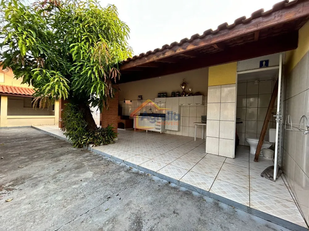 Casa, 3 quartos, 198 m² - Foto 4