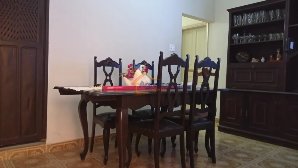 Casa, 3 quartos, 290 m² - Foto 4