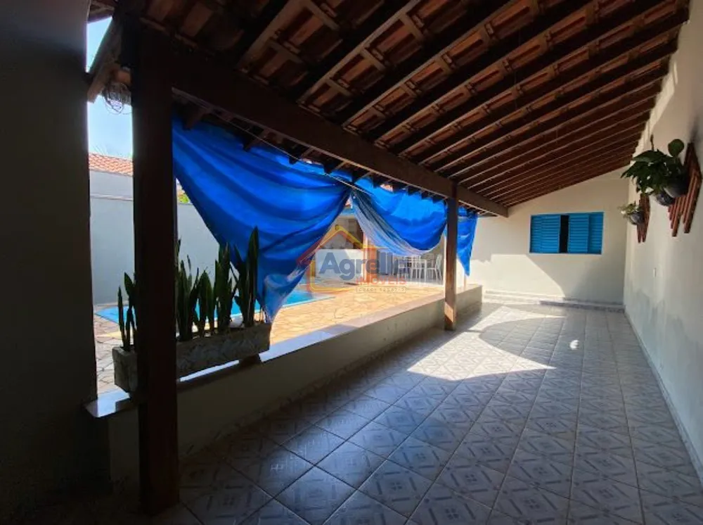 Casa, 3 quartos, 275 m² - Foto 4