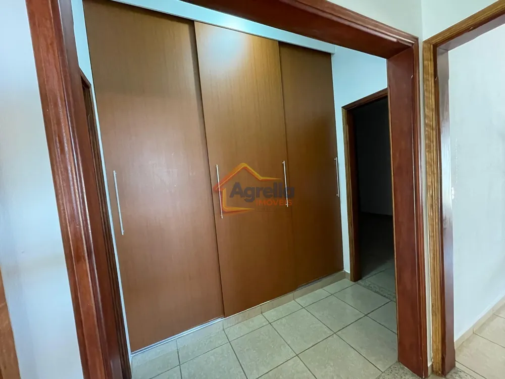 Casa, 2 quartos, 300 m² - Foto 3