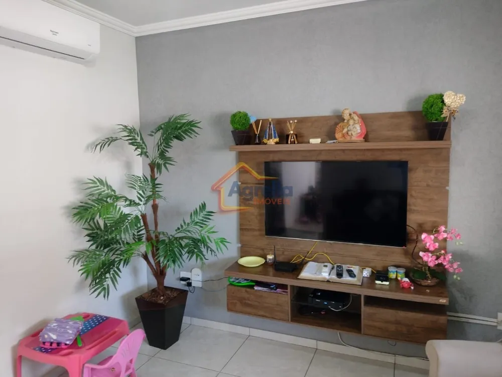 Casa, 3 quartos, 110 m² - Foto 1